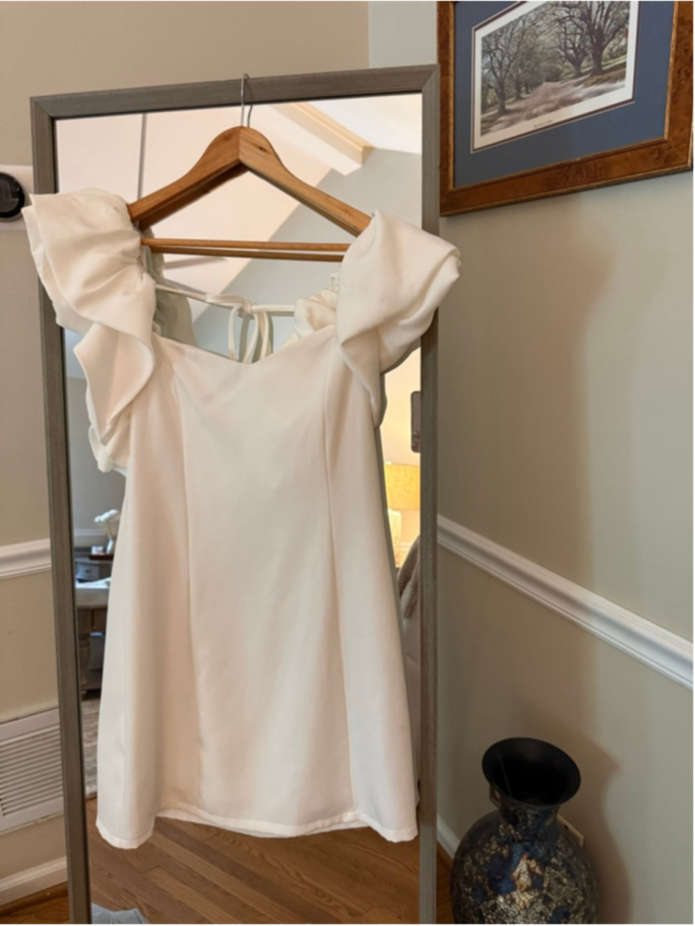 Women's idem ditto White Mini Dress with Ruffle Sleeves L